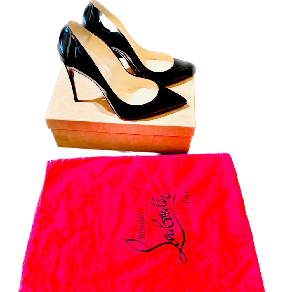 Beautiful red bottom shoes!!!!